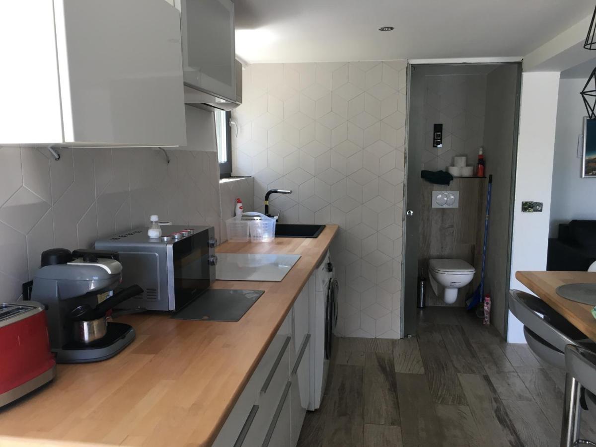 Trinity Apartment บาลาโตนัลมาดี ภายนอก รูปภาพ